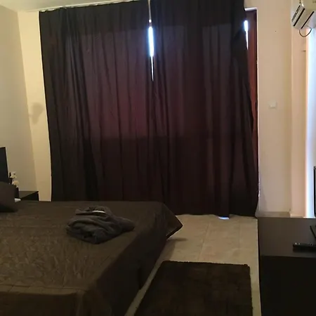 شقة فندقية Advanced Apartments Salt Lake Beach 4*