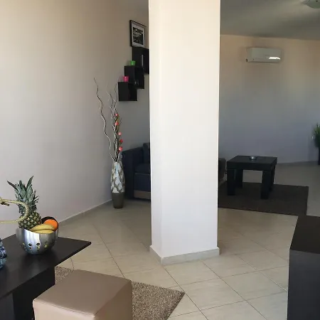 شقة فندقية Advanced Apartments Salt Lake Beach 4*
