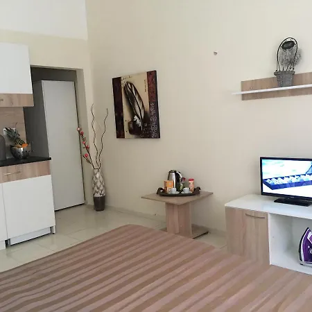 شقة فندقية Advanced Apartments Salt Lake Beach 4*