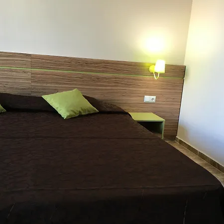 Advanced Apartments Salt Lake Beach 4* بوموري