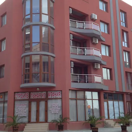شقة فندقية Advanced Apartments Salt Lake Beach 4*