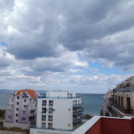 شقة فندقية Advanced Apartments Salt Lake Beach 4*